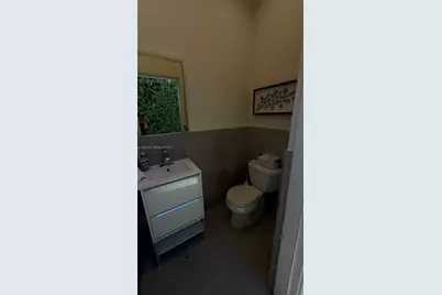 460 NE 50th Ter, Miami, FL 33137 - Photo 31