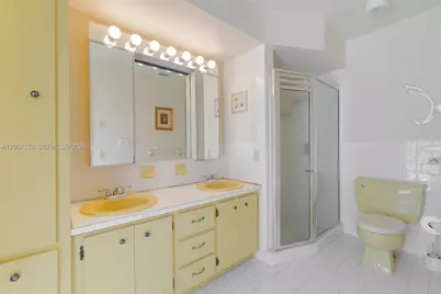 1731 NW 108th Ave, Pembroke Pines, FL 33026 - Photo 17