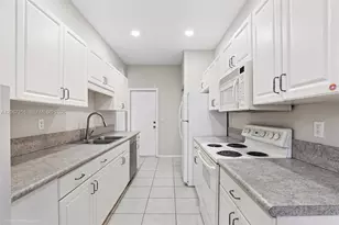 112 Wakulla Springs Way, Royal Palm Beach, FL 33411 - Photo 7