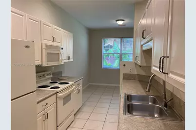 112 Wakulla Springs Way, Royal Palm Beach, FL 33411 - Photo 5