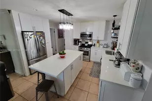 1316 W 61st Pl, Hialeah, FL 33012 - Photo 3