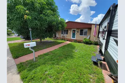 1316 W 61st Pl, Hialeah, FL 33012 - Photo 1