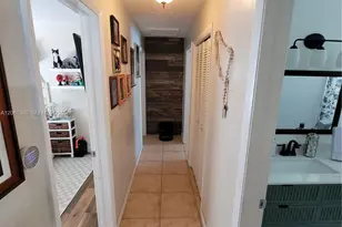 1316 W 61st Pl, Hialeah, FL 33012 - Photo 11