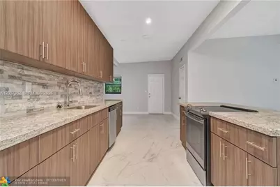 486 W Evanston Cir, Fort Lauderdale, FL 33312 - Photo 3