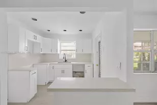 5300 Washington St, Hollywood, FL 33021 - Photo 15