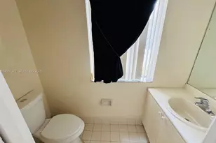 1527 SE 24th Ct, Homestead, FL 33035 - Photo 7