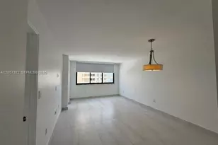 540 Brickell Key Dr, Miami, FL 33131 - Photo 5