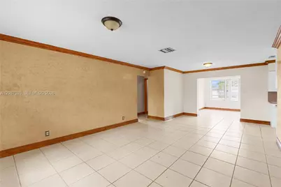 6605 NW 77th St, Tamarac, FL 33321 - Photo 17