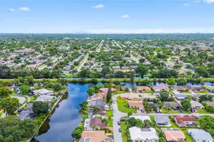 6605 NW 77th St, Tamarac, FL 33321 - Photo 3