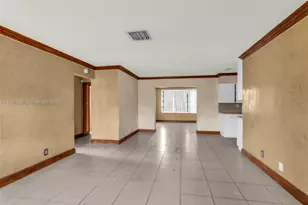 6605 NW 77th St, Tamarac, FL 33321 - Photo 9