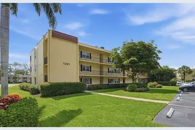 1085 Forest Lakes Dr #8102, Naples, FL 34105 - Photo 3