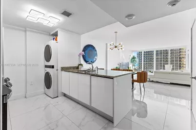10275 Collins Ave #916, Bal Harbour, FL 33154 - Photo 13