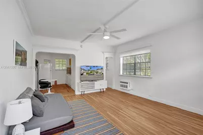 717 Espanola Way #204, Miami Beach, FL 33139 - Photo 3