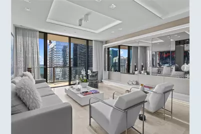 88 SW 7th St #3007, Miami, FL 33130 - Photo 3