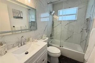 2220 NE 36th St, Lighthouse Point, FL 33064 - Photo 7