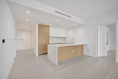 2411 Laguna Circle #208, Miami, FL 33181 - Photo 43