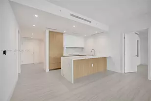 2411 Laguna Cir, Miami, FL 33181 - Photo 43