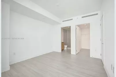 2411 Laguna Circle #208, Miami, FL 33181 - Photo 15