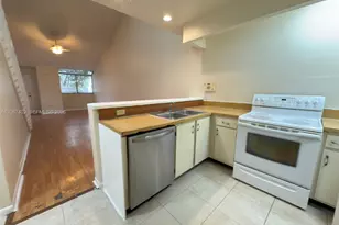 1923 Players Pl, North Lauderdale, FL 33068 - Photo 7