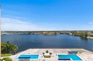 1351 NE Miami Gardens Dr, Miami, FL 33179 - Photo 35