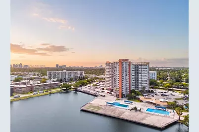 1351 NE Miami Gardens Dr #PH1725E, Miami, FL 33179 - Photo 39