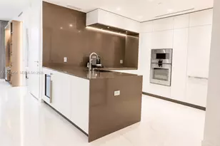 300 Biscayne Blvd Way, Miami, FL 33131 - Photo 11