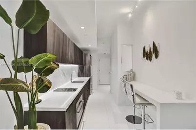 851 NE 1st Ave #202, Miami, FL 33132 - Photo 5