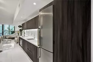 851 NE 1st Ave, Miami, FL 33132 - Photo 33