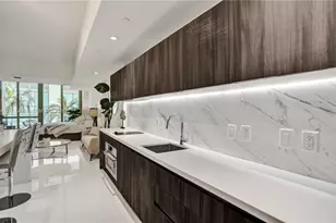 851 NE 1st Ave, Miami, FL 33132 - Photo 3
