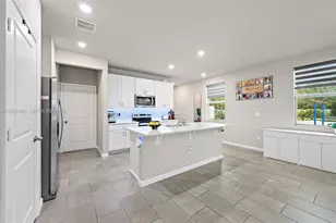 1616 Lindley St, Mangonia Park, FL 33407 - Photo 5