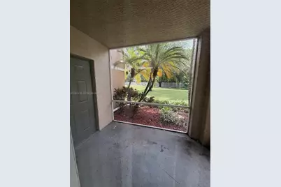 6492 Emerald Dunes Dr #107, West Palm Beach, FL 33411 - Photo 9