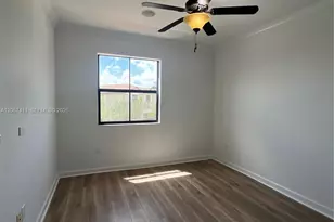 8843 W 34th Ave, Hialeah, FL 33018 - Photo 25