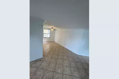 8843 W 34th Ave, Hialeah, FL 33018 - Photo 5