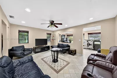 15130 S River Dr, Miami, FL 33169 - Photo 9