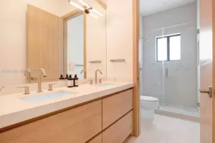 1015 NE 114th St, Biscayne Park, FL 33161 - Photo 27