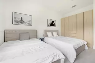 1015 NE 114th St, Biscayne Park, FL 33161 - Photo 23