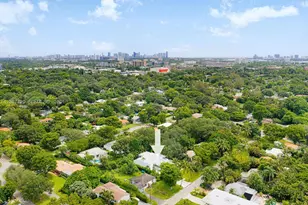 1015 NE 114th St, Biscayne Park, FL 33161 - Photo 3
