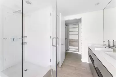 460 NE 28th St #1803, Miami, FL 33137 - Photo 19