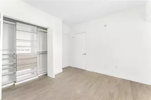 460 NE 28th St, Miami, FL 33137 - Photo 13