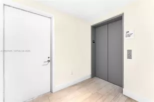 460 NE 28th St, Miami, FL 33137 - Photo 5