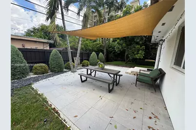 146 Ponce De Leon Blvd #n/a, Coral Gables, FL 33134 - Photo 5