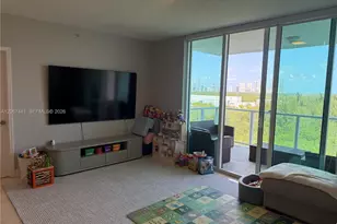 15051 Royal Oaks Ln, North Miami, FL 33181 - Photo 11