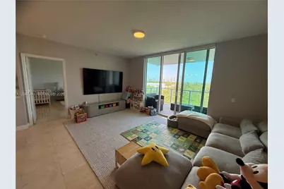 15051 Royal Oaks Ln #1104, North Miami, FL 33181 - Photo 9