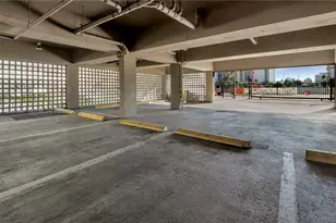 2600 Collins Ave, Miami Beach, FL 33140 - Photo 21