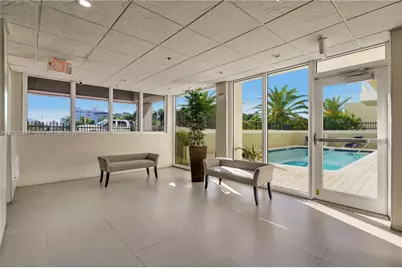 2600 Collins Ave #204, Miami Beach, FL 33140 - Photo 19
