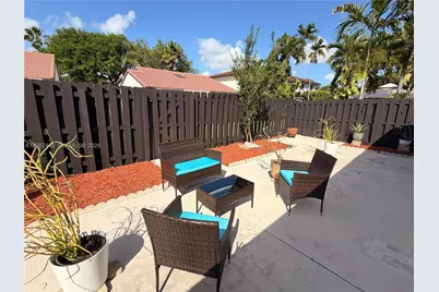 6641 NW 174th Ter, Hialeah, FL 33015 - Photo 19