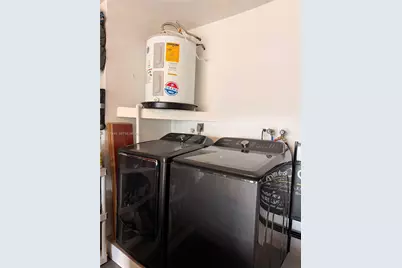 6641 NW 174th Ter, Hialeah, FL 33015 - Photo 21