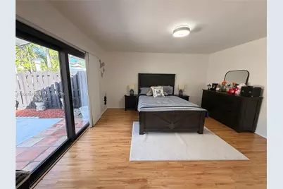 6641 NW 174th Ter, Hialeah, FL 33015 - Photo 11