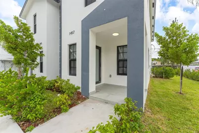 1457 NW 2nd Ave #1457, Homestead, FL 33034 - Photo 3