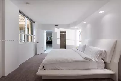 10185 Collins Ave #1416, Bal Harbour, FL 33154 - Photo 9